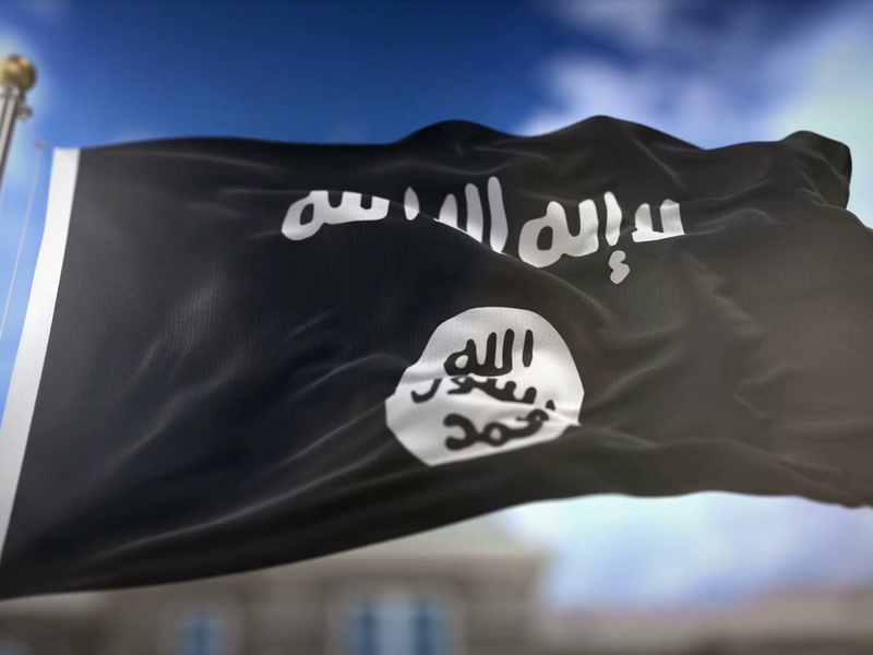 كما أشرف في وقت سابق على "ديوان المظالم"، وهو ضمن الإدارات الخدمية التي أنشأها داعش خلال سيطرته على المدن، كما تولى منصب وزير "الدفاع" داخل التنظيم، وأشرف بنفسه على عمليات التفخيخ أثناء معارك التنظيم ضد الجيش الحر في سوريا.