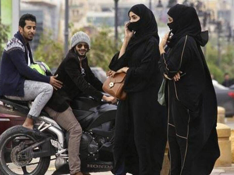 حمايتهن من التحرش: في سبتمبر 2017، أمر خادم الحرمين الشريفين بإعداد مشروع نظام لمكافحة التحرش ضد المرأة، نظرا لما يشكله التحرش من خطورة وآثار سلبية على الفرد والأسرة والمجتمع.