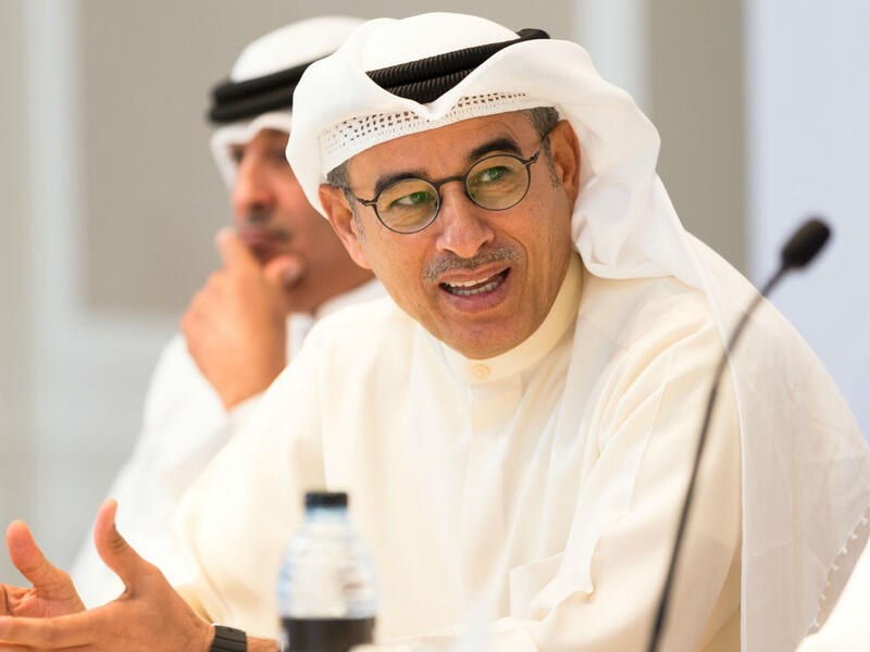 المركز السادس: محمد العبّار- رئيس شركة إعمار العقارية وشركة نون. كوم للتجارة الإلكترونية، عضو المجلس التنفيذي لحكومة دبي بصفته مدير دئرة التنمية الاقتصادية.
