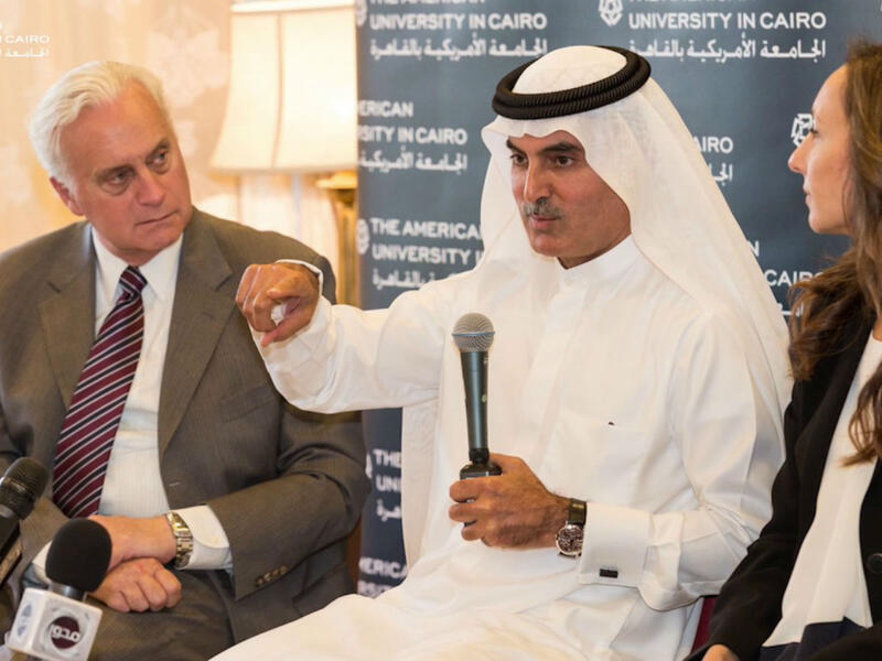 المركز التاسع: عبدالعزيز عبدالله الغرير يشغل منصب الرئيس التنفيذي لبنك المشرق، أحد أكبر البنوك في الإمارات، من حيث الأصول وحجم الأعمال.