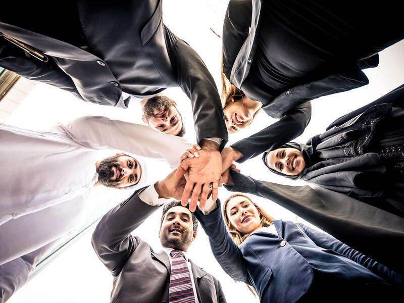 الإمارات تحمي العمالة الوافدة من التداعيات الاقتصادية الناجمة عن تفشي جائحة «كوفيد 19» 