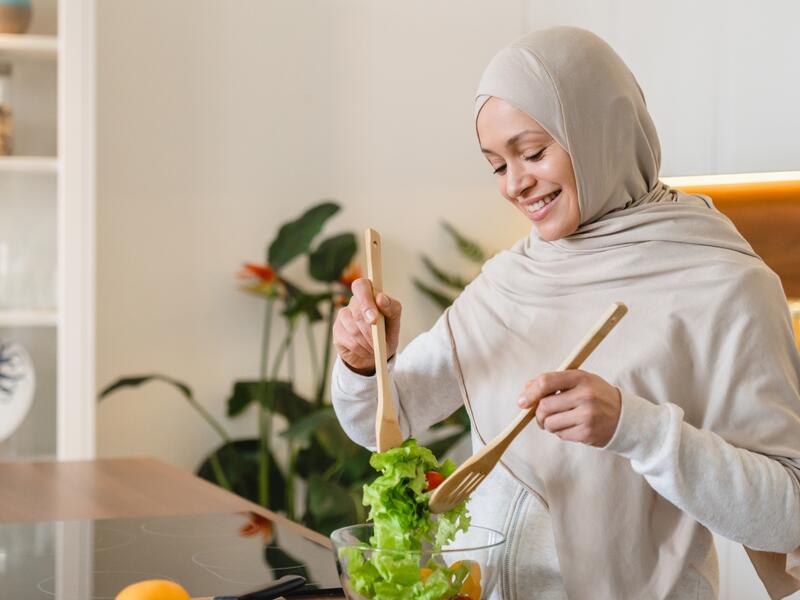 كيفية تطبيق نظام غذائي صحي خلال شهر رمضان