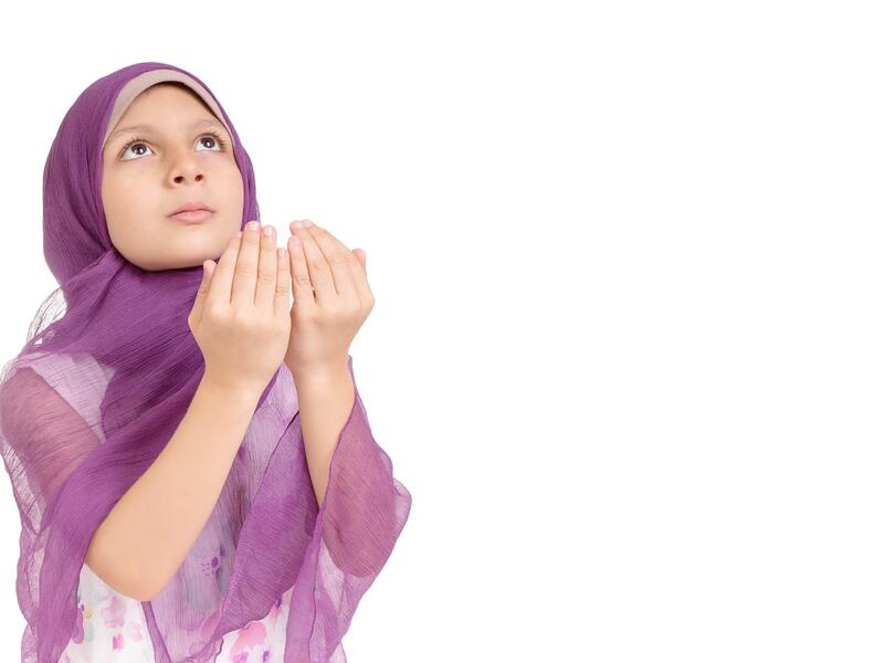 يضاعف أجر وثواب العبادات في شهر رمضان الكريم