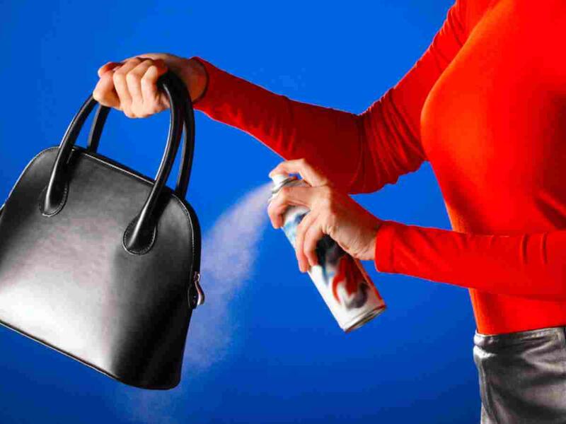 أكثر الصناعات الجلدية تعرضاً للبقع والأوساخ هي الحقائب والشنط 