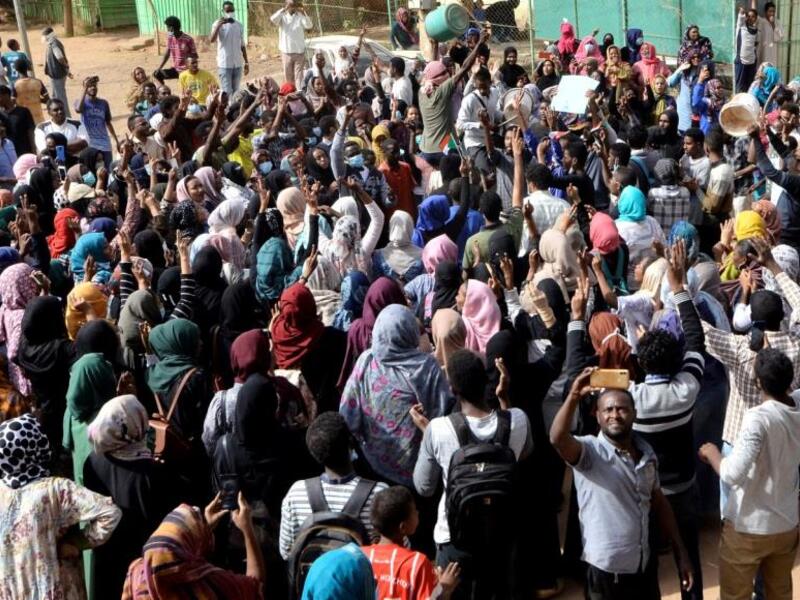 السيسي أكد دعم مصر الكامل لأمن واستقرار السودان