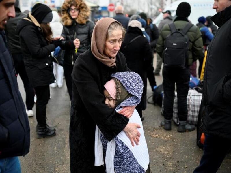 Families, Civilians Make Mass Exodus Out of Ukraine