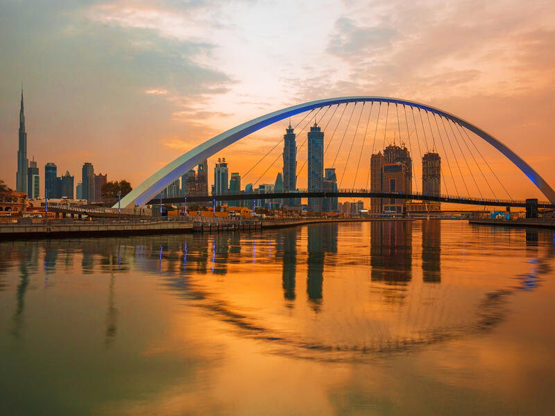 What Is the UAE's Golden Card and How Can You Obtain It?