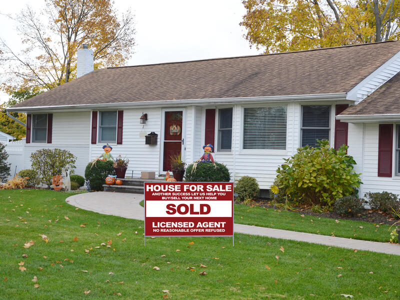 The 713,000 figure marked the second-largest sales month of the year.