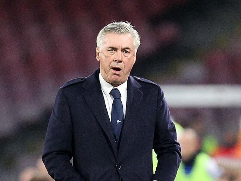 2- الإيطالي كارلو أنشيلوتي: أنفق 1.2 مليار يورو على 85 لاعباً