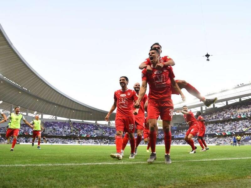 النجم الساحلي يتوج باللقب