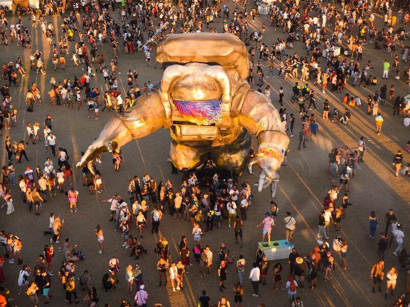 Festival atmosphere at the 2019 Coachella Valley Music And Arts Festival - Weekend 2 on April 21, 2019 in Indio, California. Presley Ann/Getty Images for Coachella/AFP 