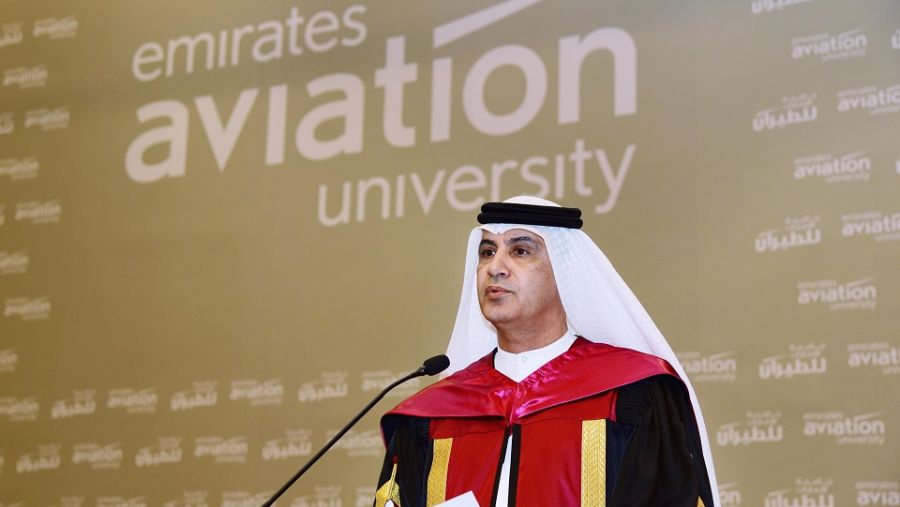 الدكتور أحمد آل علي مدير جامعة الإمارات للطيران