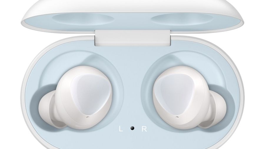 توفر Galaxy Buds مزايا استثنائية، حيث تتصل بأجهزة Galaxy الخاصة بك بلحظة عبر تقنية بلوتوث لتقدم لك أفضل أداء ممكن