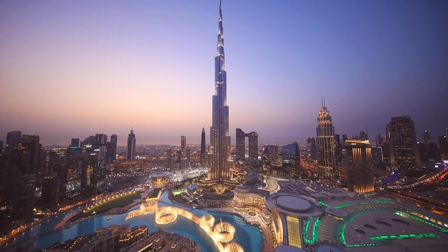 دبي مدينة متميزة وتقدم تجارب تمتع عملائنا على مدار العام. كما تعد إحدى المدن الأكثر تفضيلاً عندما يتعلق الأمر بتجارب التسوق وزيارة المعالم وتناول الطعام.