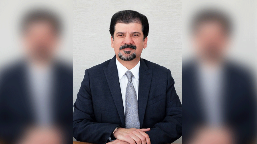 رئيس مجلس إدارة شركة عقارات السيف السيد عيسى نجيبي