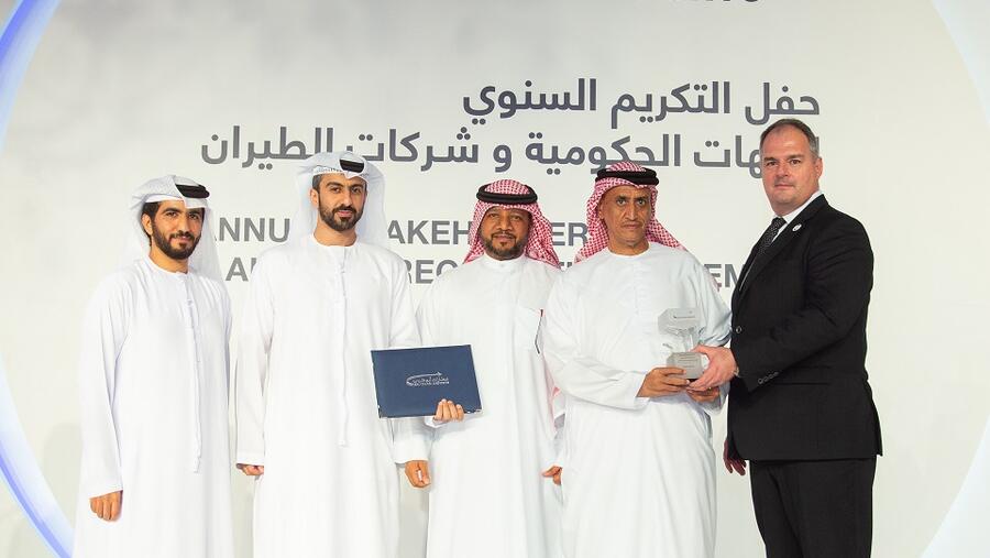 مطارات أبوظبي تكرم شركاءها الاستراتيجيين وتشيد بدعمهم