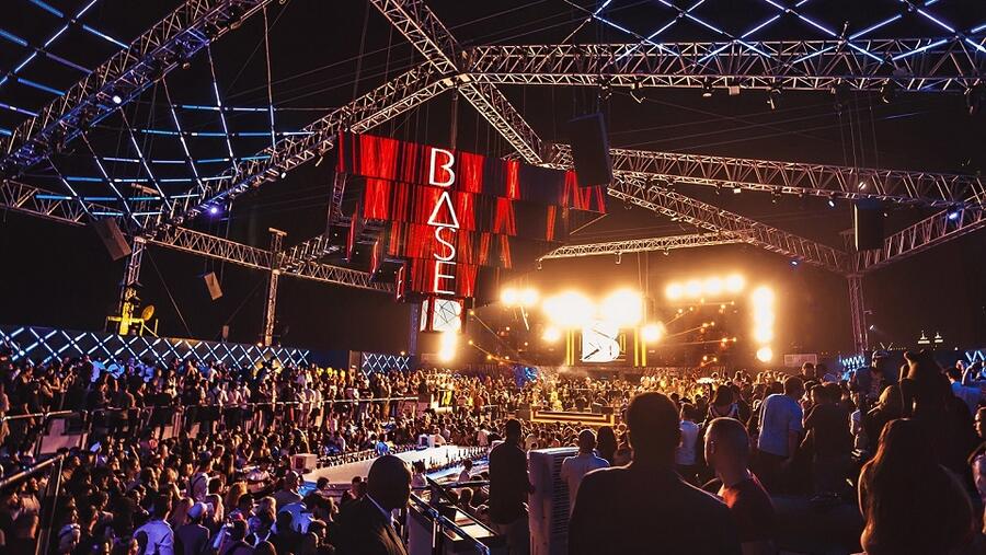 أكور للفنادق تبدأ شراكة مع مجموعة بلدوزر لتوفير المزيد من التجارب المذهلة في الإمارات