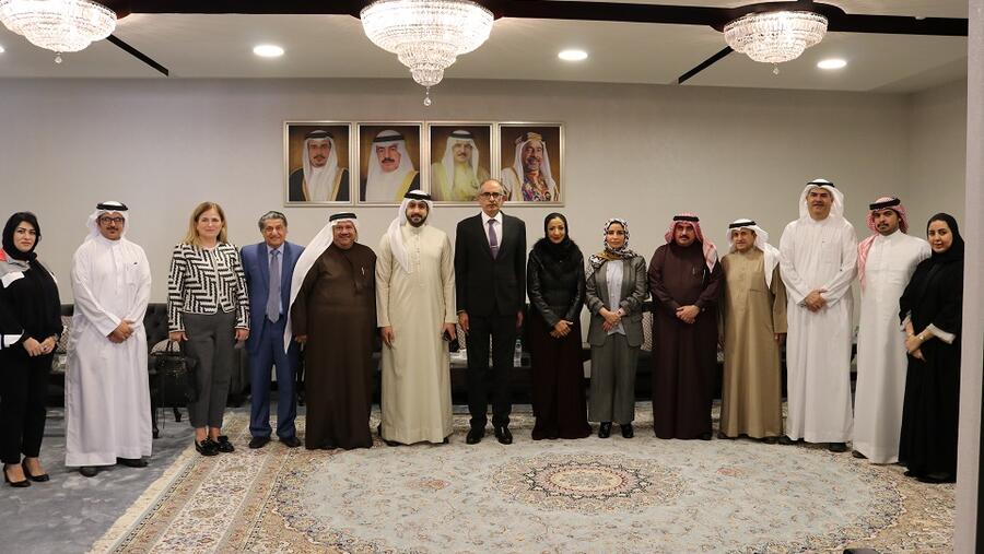 الرئيس التنفيذي لهيئة البحرين للسياحة والمعارض يعقد اجتماعًا مع أعضاء مجلس إدارة مجلس دول الآسيان والبحرين