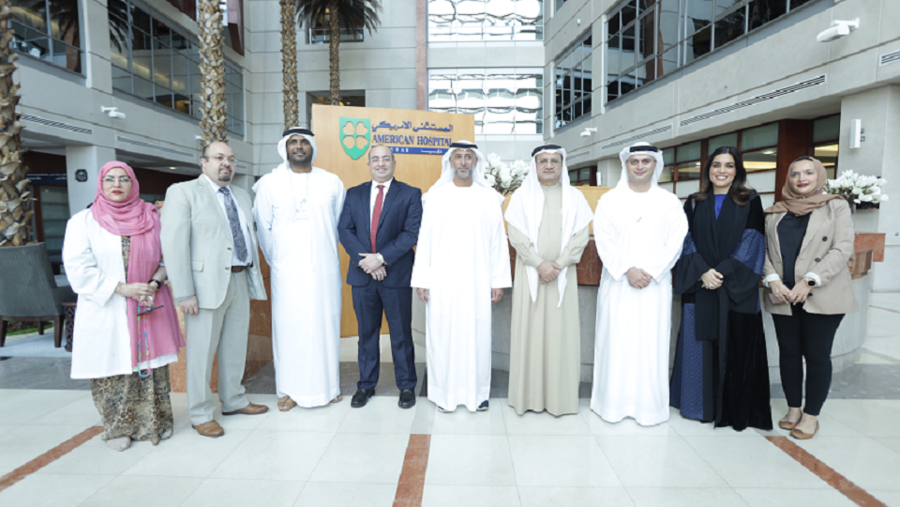 المستشفى الأمريكي يطلق رسميًا أولى خدمات الجراحة الروبوتية 