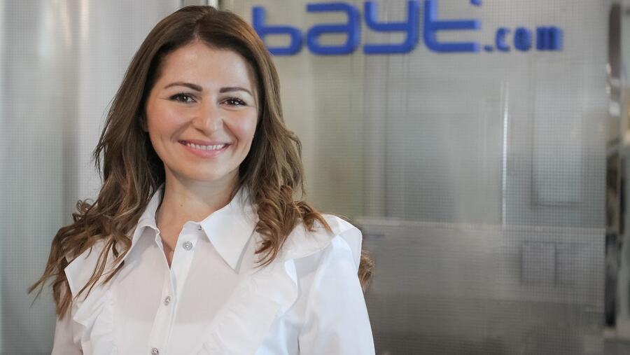 بيت.كوم: 75٪ من المهنيين يرون أنه من المهم جداً توظيف أشخاص قادرين على العمل ضمن فريق 