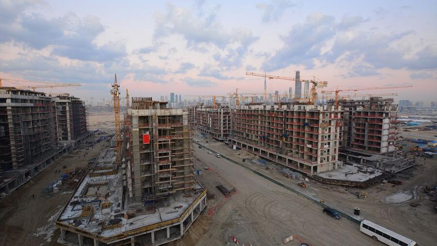 عزيزي تعلن عن بيع 95% من المرحلة الأولى في مشروعها السكني الأبرز "ريفيرا"