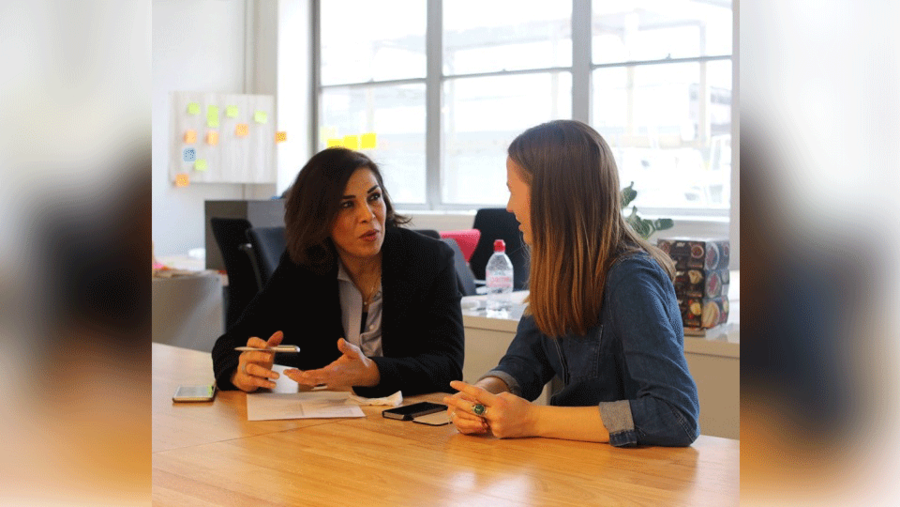 طلاب جامعة جورجتاون في قطر يتعلمون لغات جديدة على يد اللاجئين