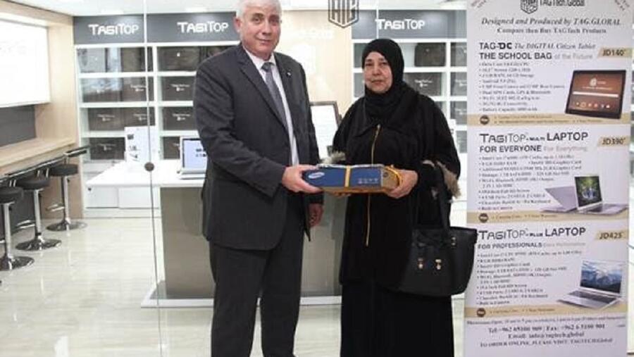 أبوغزاله للتقنية تنهي مسابقة الأعياد ورأس السنة 2020 وتوزع الجوائز على مستحقيها