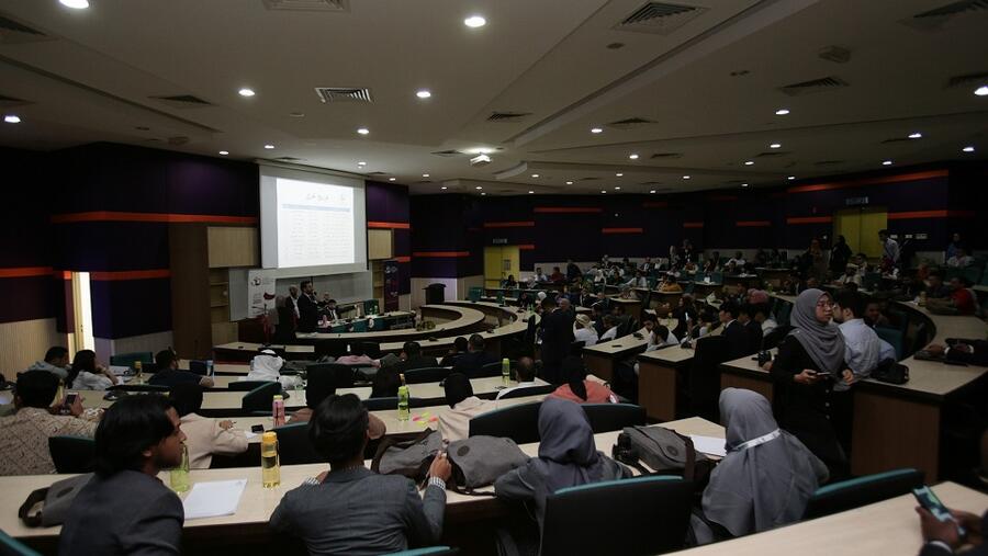 عضو مؤسسة قطر يٌطلق بطولة آسيا للمناظرات باللغة العربية في ماليزيا