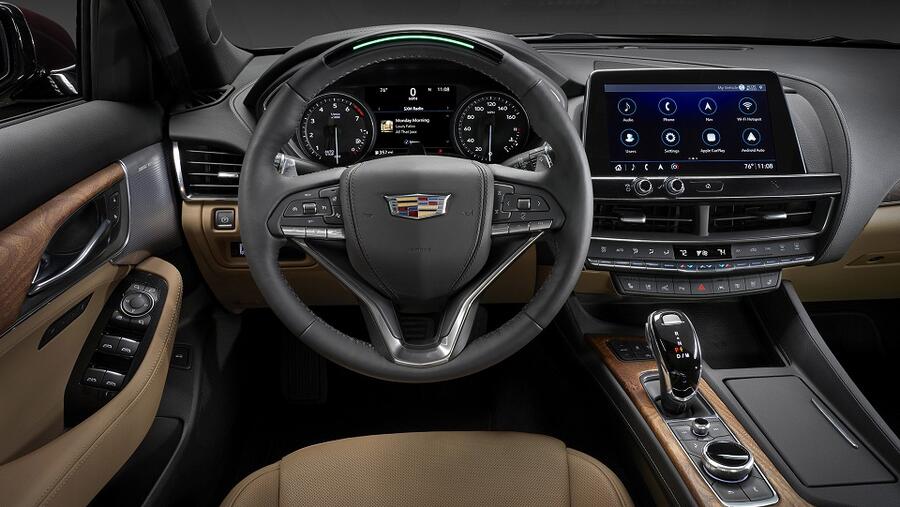 تشمل التحسينات إضافة وظيفة التغيير الأوتوماتيكي للمسار