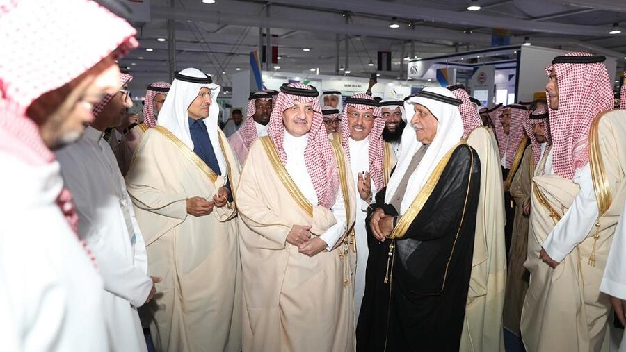 افتتح مؤتمر سابك ٢٠٢٠ ودشن مبنى سابك الجديد أمير الشرقية