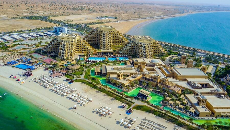 ريكسوس باب البحر يقدم عروض خاصة للمشاركين في ماراثون رأس الخيمة    