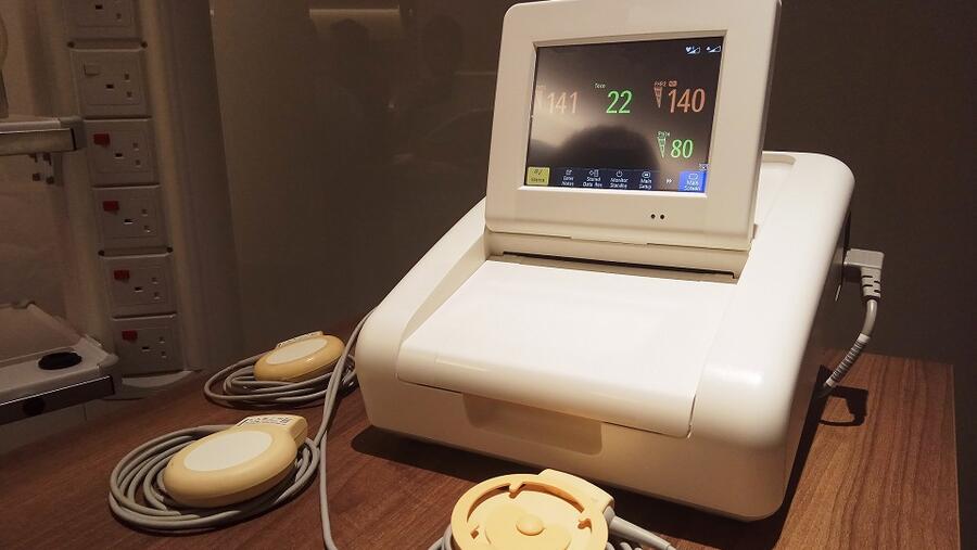 جامعة خليفة تمنح براءة اختراع لشركة إماراتية ناشئة 