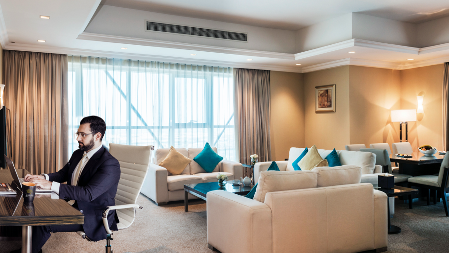 استمتع بـ العمل عن بعد دون ملل باقة حصرية للمكاتب بفنادق ومنتجعات جنة 