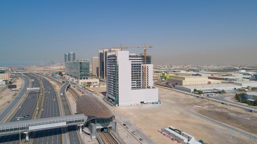 تم إكمال الهيكل بنسبة 100%، في حين وصلت أعمال الطابوق والتكسية الداخلية إلى 99% و 98% على التوالي، والمرحلة الثانية من الأعمال الميكانيكية والكهربائية والتمديدات الصحية إلى 93%