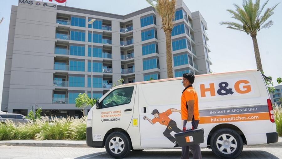 يسمح تطبيق "ماج إف إم" (MAG FM) الجديد لكل من المستأجرين والمالكين ضمن مشاريع مجموعة ماج في دبي بحجز خدمات صيانة المنازل عبر الإنترنت مباشرةً مع شركة هيتشز أند غليتشز