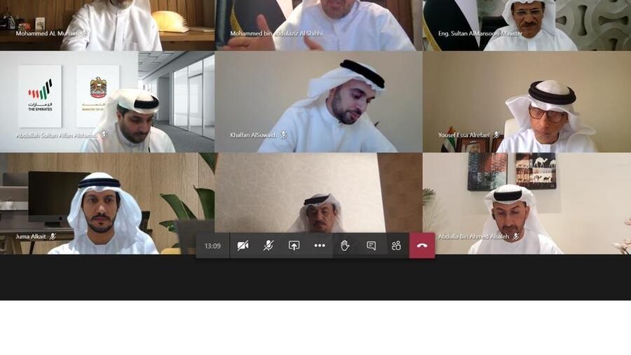 المنصوري: توظيف كافة الجهود للموازنة بين الإجراءات الاحترازية مع استمرارية الأعمال التجارية والمالية للشركات والأفراد