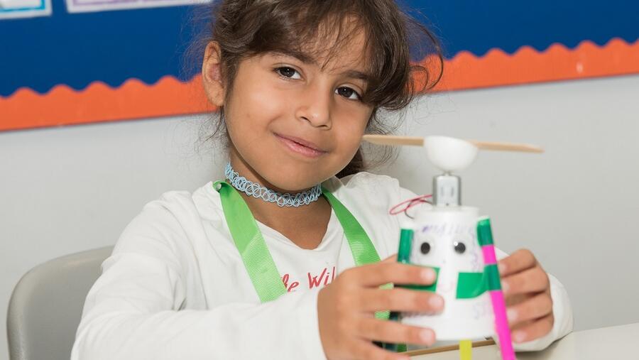 التعليم ما قبل الجامعي يفتح باب التسجيل في المخيم الصيفي الرقمي