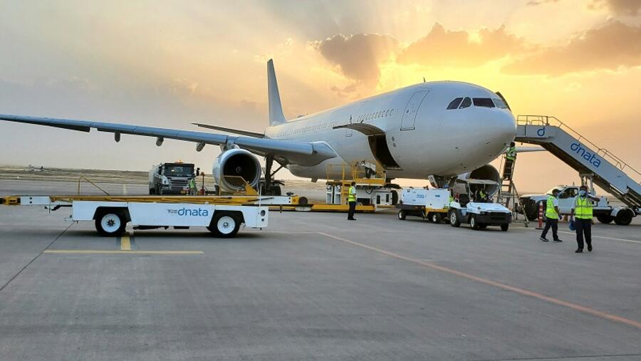 تقدم دناتا خدمات ساحة الطائرات ومناولة الركاب والبضائع لأكثر من 40 ناقلة جوية في أربيل.