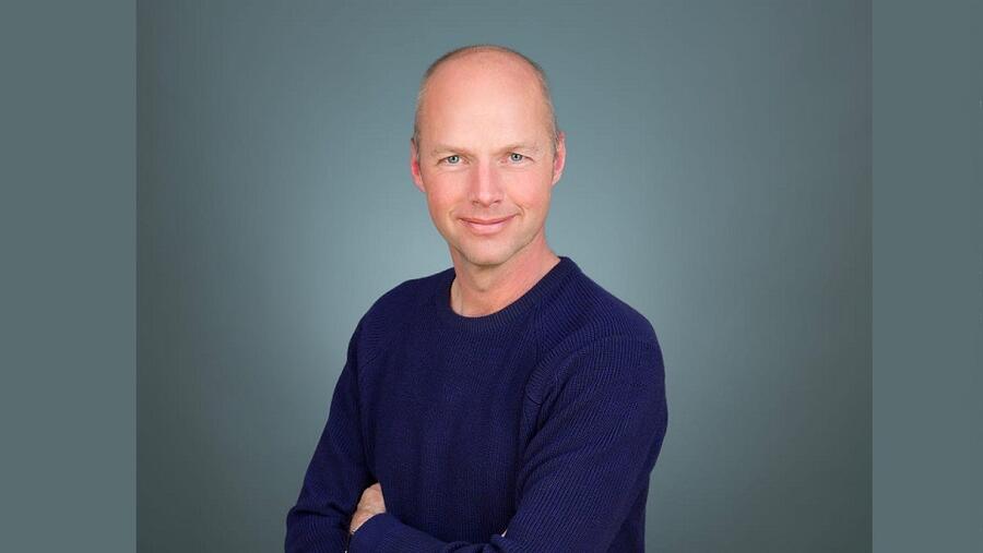 سيباستيان ثرون يستعرض التوجهات المستقبلية للبرمجة والتكنولوجيا