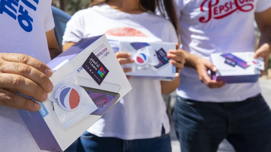 Pepsi & Jordan Ice & Aerated Water Company (Pepsi Jordan) to Donate 50 Tablets to Local Ilearn Initiative to Support Distance Learning for Rural Children