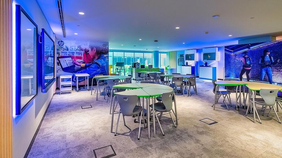  ستُعقد ورش عمل إضافية خلال الأشهر القليلة المقبلة تتناول الواقع المعزز والواقع الافتراضي تجريها Munfarid