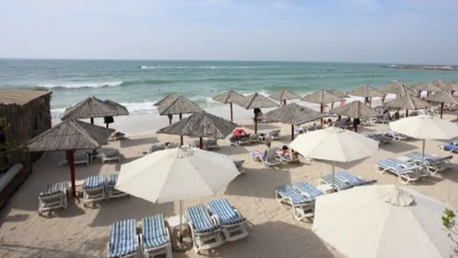 Enjoy beach vibes and adrenaline rush at an affordable price 
