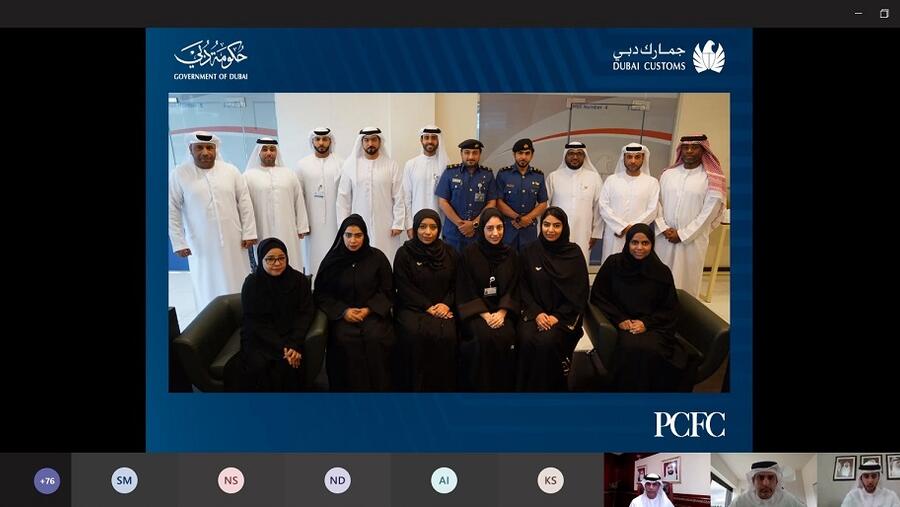 جمارك دبي: تخريج الدفعة الخامسة من برنامج قيادات