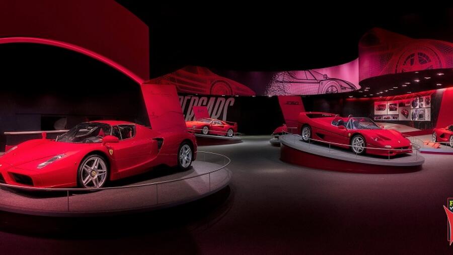 تفتح عالم فيراري أبوظبي أبوابها يومياً من الساعة 11:00 صباحاً حتى الساعة 8:00 مساءً.