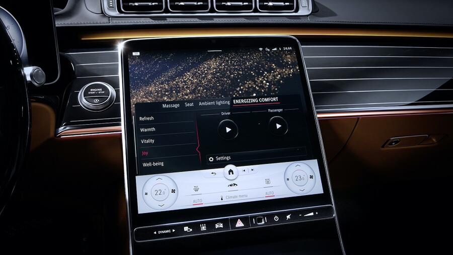 حلقة جديدة من سلسلة Meet the S-Class DIGITAL الإخبارية: "الفخامة والرفاهية"