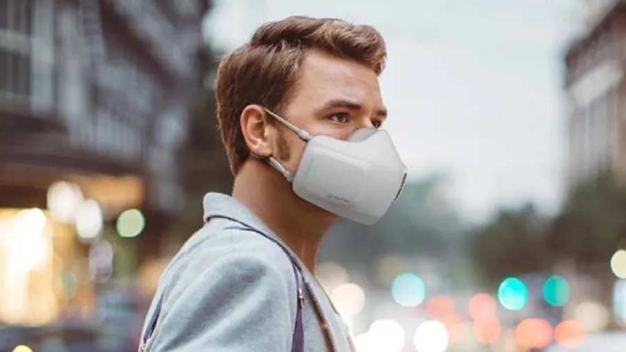 LG Revolutionizes Personal Clean Air With Puricare Wearable Air Purifier