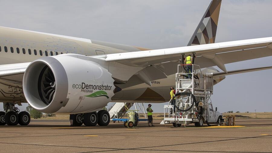 شركات بوينج والاتحاد للطيران وWorld Energy تطوّر وقود طائرات مستدام كجزء من برنامج ecoDemonstrator