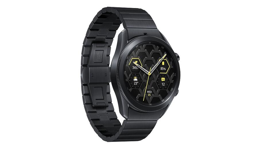 سامسونج تطلق الإصدار الأحدث من ساعتها الذكية Galaxy Watch3 بلون التيتانيوم في الإمارات 