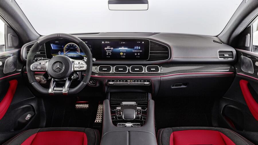 سيارة Mercedes-AMG GLE 53 4MATIC+ كوبيه: نجمة جديدة ترسي معاييرها الخاصة للأداء القوي على الطرق بالسلطنة