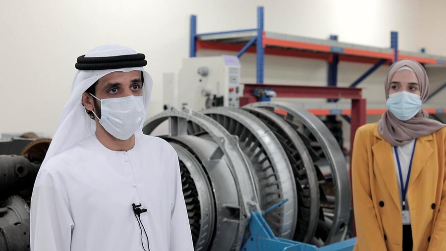 جامعة أبوظبي توظف أحدث تقنيات الواقع الافتراضي والواقع المعزز  لتمكين الطلبة من إتمام التطبيق العملي في مختبراتها عن بعد